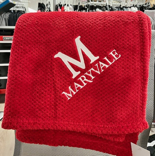 Pineapple Weave Fleece Blanket in Red